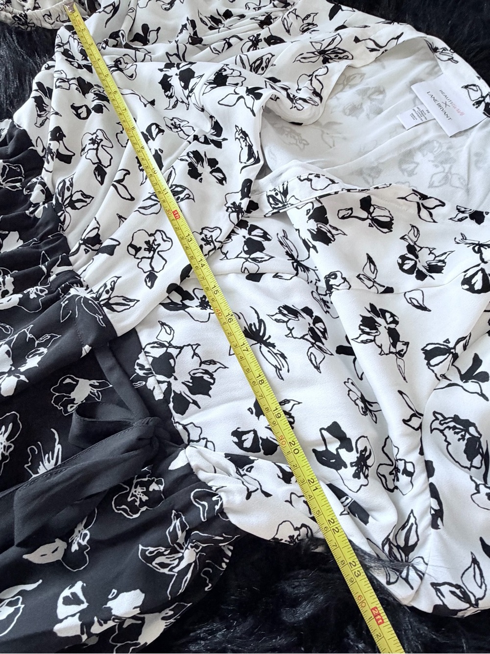 Lane Bryant Black and White Floral Midi Wrap Dress - Picture 9 of 10